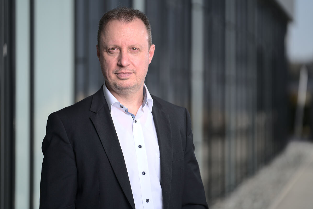 Chief Financial Officer Aleš Stárek will terminate his mandate as CFO of FACC AG prematurely as of 31 December 2023 in order to pursue new professional challenges.