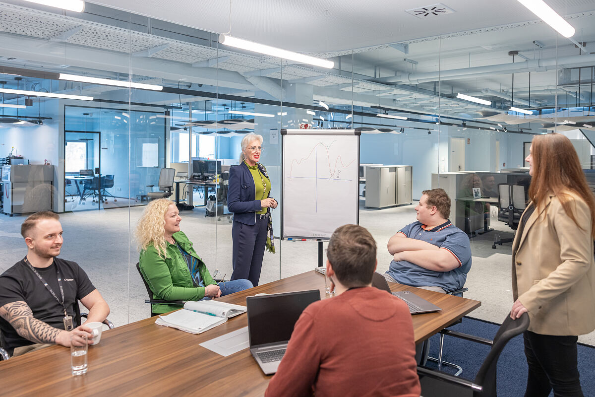 Das neue Architekturkonzept der FACC setzt neue Maßstäbe bei der Arbeitsplatzgestaltung. Der Mensch mit all seinen Bedürfnissen steht dabei im Mittelpunkt.