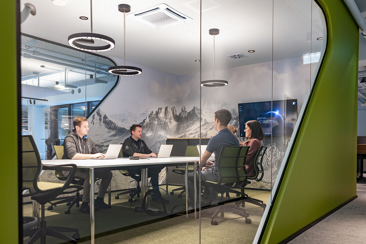 FACCs new architectural concept sets new standards in workplace design. The focus is on people with all their needs.