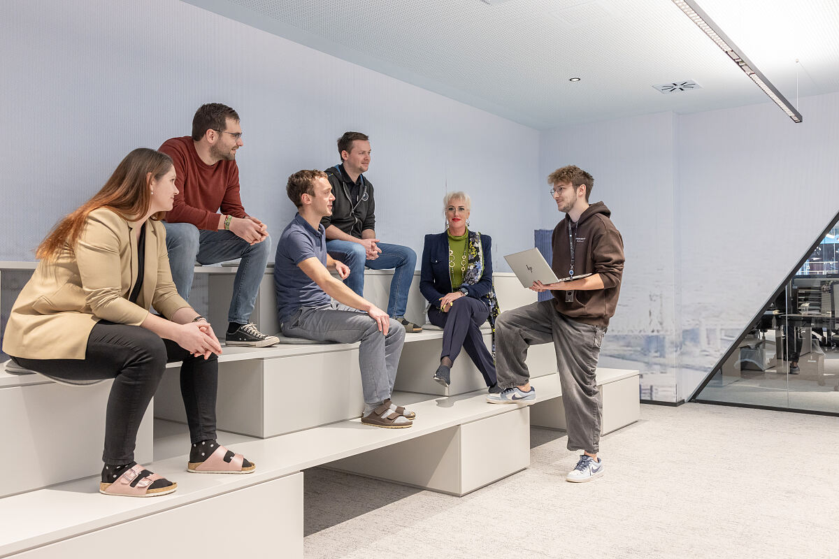 FACCs new architectural concept sets new standards in workplace design. The focus is on people with all their needs.