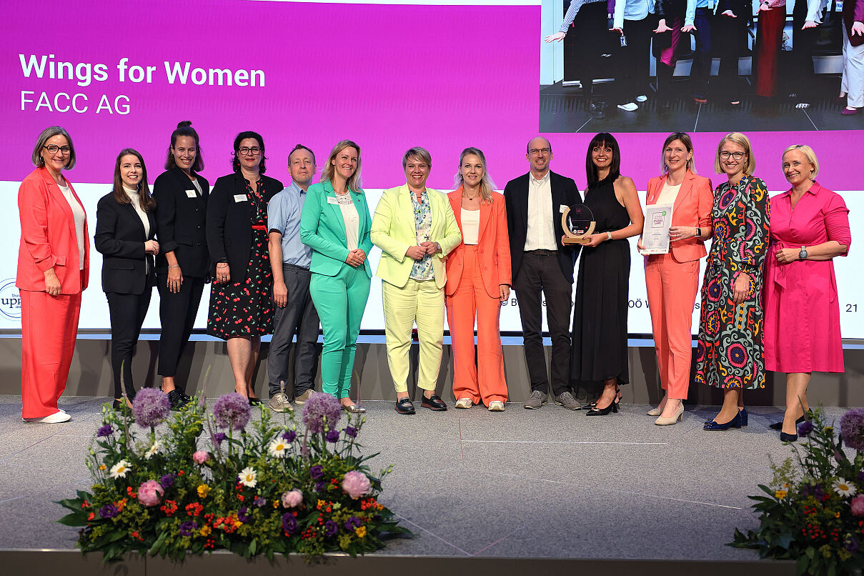 FACC Wings for Women wins Womens Empowerment Award of Upper Austria